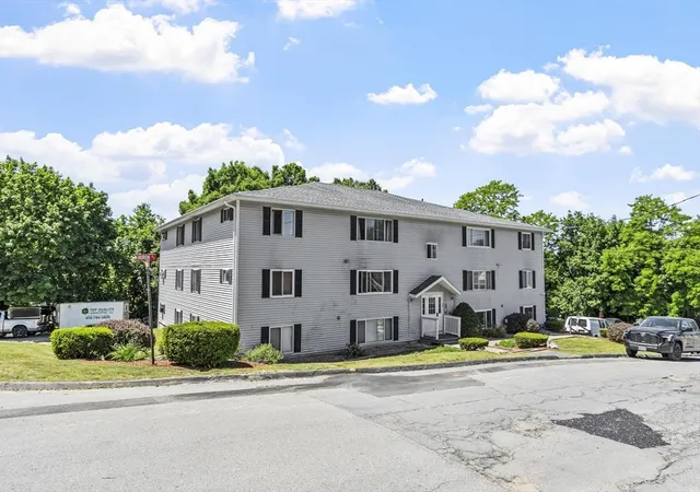 Homes for sale in Fitchburg, MA | 33 Huron St #9, Fitchburg, MA 01420 | MLS# 73534005