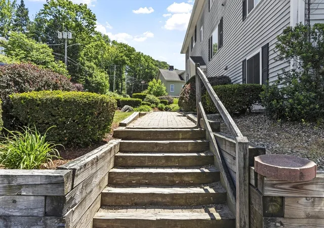 Homes for sale in Fitchburg, MA | 33 Huron St #9, Fitchburg, MA 01420 | MLS# 73534005