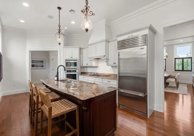 3rd image of 120 Seaver St #E201, Brookline, MA 02445 | MLS# 73543781
