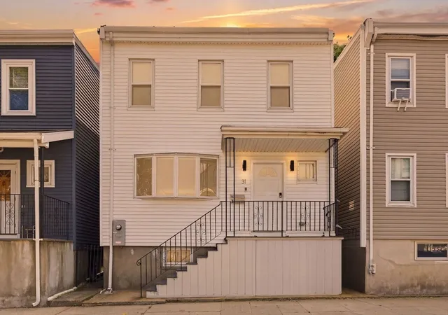 35th image of 31 Wordsworth St, East Boston, MA 02128 | MLS# 73556113