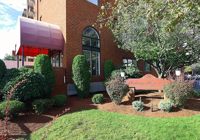 Homes for sale in Medford, MA | 30 Revere Beach Pkwy #116, Medford, MA 02155 | MLS# 73546831