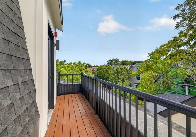2nd image of 15 Clyde St, Somerville, MA 02145