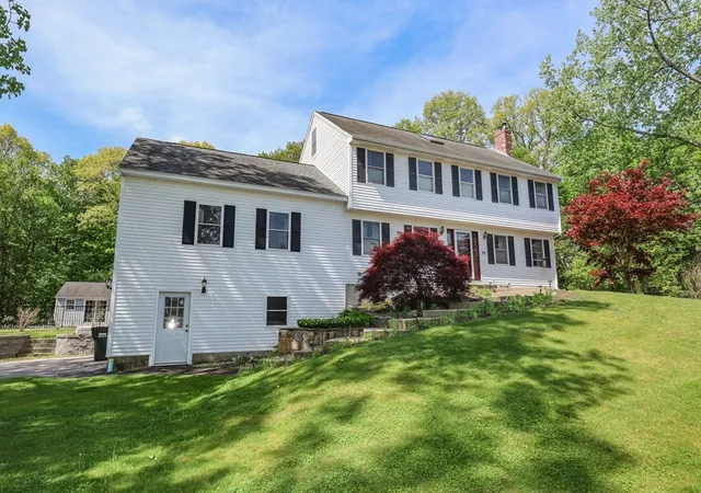 Homes for sale in Pepperell, MA | 13 Deerfield Dr, Pepperell, MA 01463 | MLS# 73534245