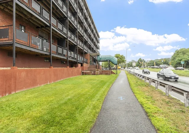 23rd image of 585 Revere Beach Parkway #312, Revere, MA 02151 | MLS# 73556984
