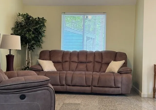 5th image of 16 Kings Way #22, Middleboro, MA 02346 | MLS# 73548212