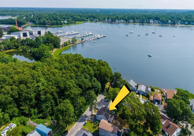 3rd image of 6 Pinehurst Dr, Wareham, MA 02571 | MLS# 73549882