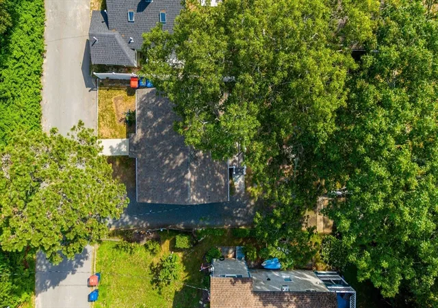 5th image of 6 Pinehurst Dr, Wareham, MA 02571 | MLS# 73549882