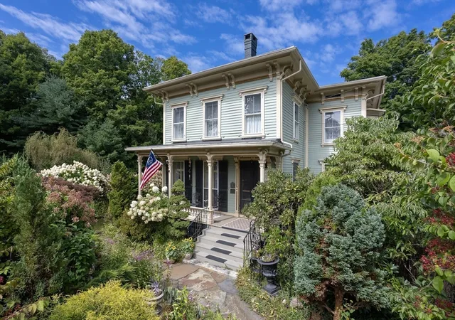3rd image of 1 High St, Williamsburg, MA 01039 | MLS# 73567533
