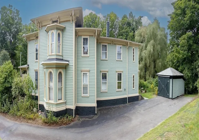 41st image of 1 High St, Williamsburg, MA 01039 | MLS# 73567533