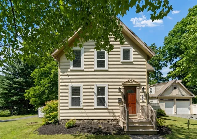 1st image of 804 Main Street, Lynnfield, MA 01940 | MLS# 73567846
