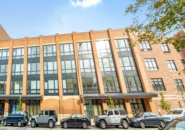 4th image of 340 West 2Nd Street, Boston, MA 02127 | MLS# 73473115