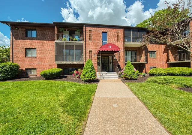 1st image of 221 Oak St #12-15, Brockton, MA 02301 | MLS# 73526884