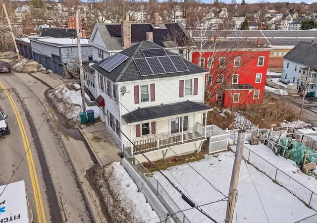 1st image of 33 Pearl St, Fitchburg, MA 01420 | MLS# 73538327