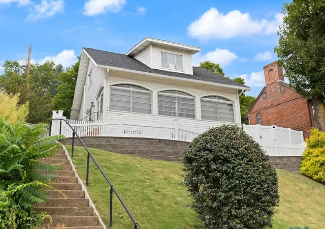 Photo 2 of Sale Pending at 6 Groveland St, Haverhill, MA 01830 | MLS# 73568475 | Listing updated on 2026-09-15