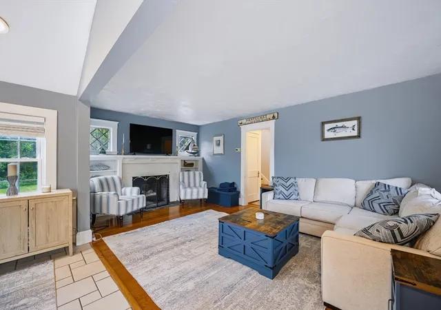 Photo 2 of Sale Pending at 197 N Main St, Sharon, MA 02067 | MLS# 73566706 | Listing updated on 2026-08-27