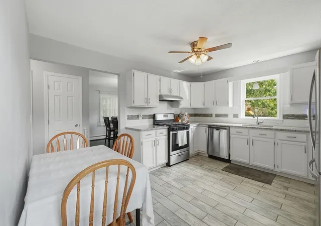 Homes for sale in Fall River, MA | 134 Hathaway Commons Rd, Fall River, MA 02720 | MLS# 73543939