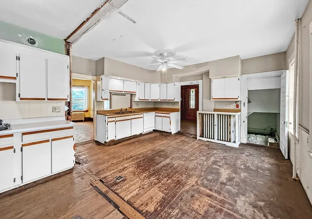 5th image of 33 High St, Stoneham, MA 02180 | MLS# 73551789