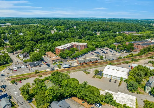 36th image of 22 Railroad St #207, Andover, MA 01810 | MLS# 73550799