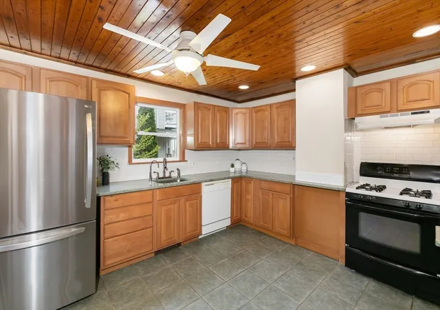 Photo 4 of Sale Pending at 36 Brookdale St, Roslindale, MA 02131 | MLS# 73550726 | Listing updated on 2026-09-09