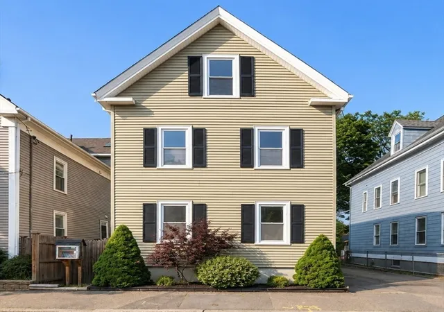 Homes for sale in Salem, MA | 17 Osgood St, Salem, MA 01970 | MLS# 73536019