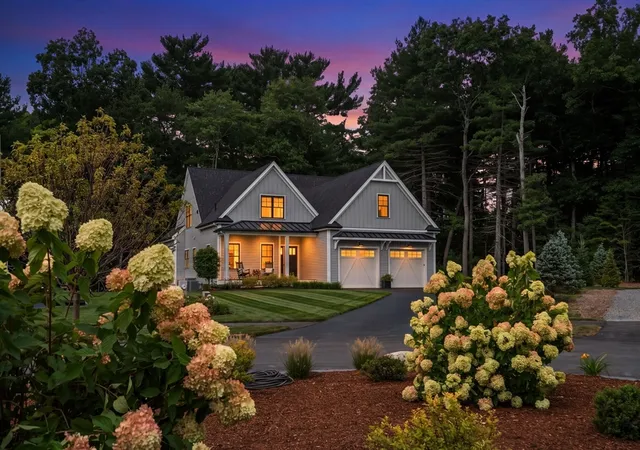2nd image of 64 Olde Forge Lane, South Easton, MA 02375 | MLS# 73565662