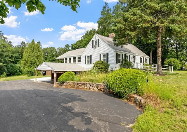 Photo 3 of Sale Pending at 1218 Main St, Leominster, MA 01453 | MLS# 73550149 | Listing updated on 2026-09-22