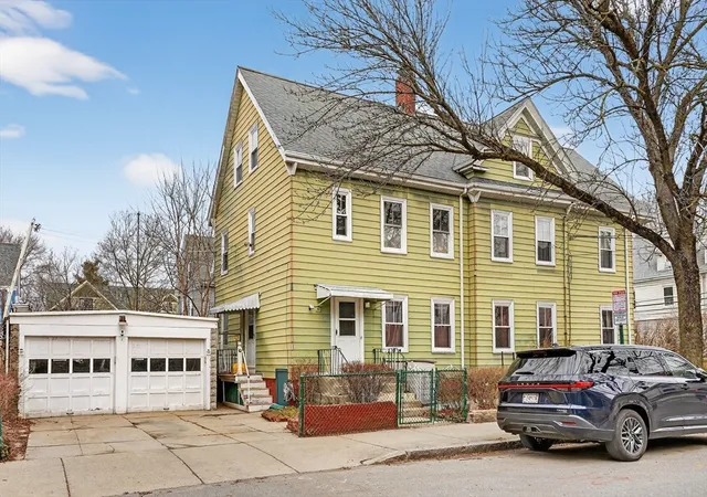Listing Photo 4 - Condo for sale in building located at 326 Summer St, Somerville, MA 02144