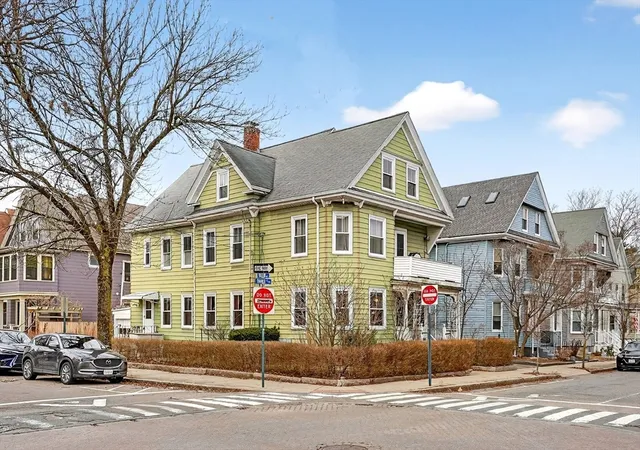 Listing Photo 5 - Condo for sale in building located at 326 Summer St, Somerville, MA 02144