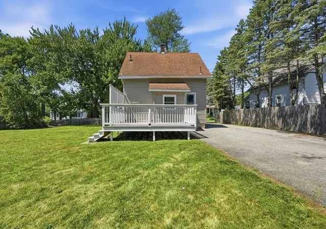 4th image of 33 Baltimore Ave, Chicopee, MA 01020 | MLS# 73559294