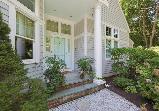 3rd image of 35 Tucker Ln, North Dartmouth, MA 02747 | MLS# 73565386