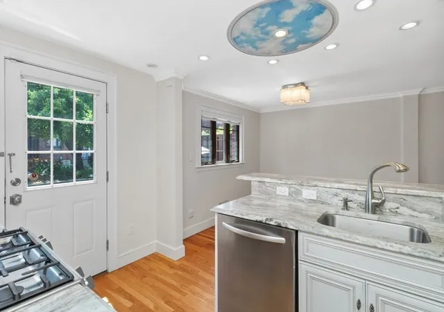 4th image of 958 Belmont St #958, Watertown, MA 02472 | MLS# 73547724