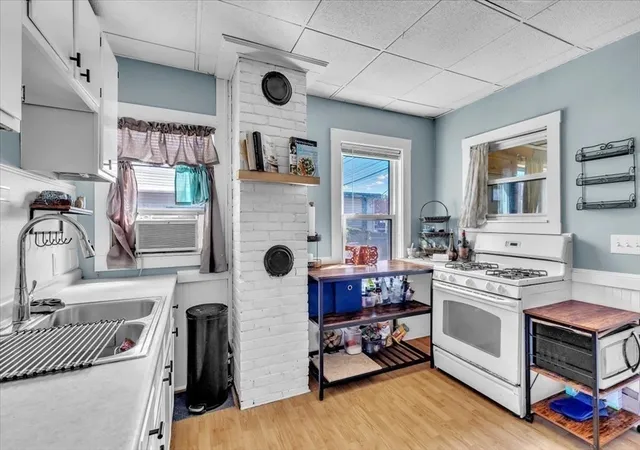 2nd image of 481 Center, Middleboro, MA 02346 | MLS# 73428312
