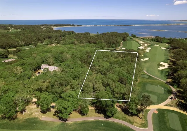 3rd image of 7 Overview Lane, Oak Bluffs, MA 02557 | MLS# 73503350