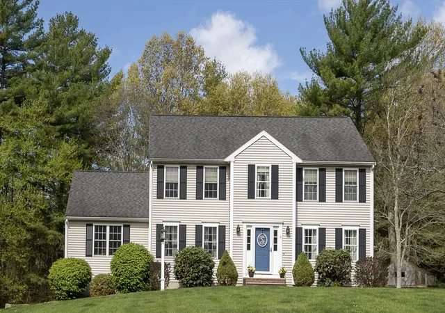 1st image of 6 Mckenzies Way, Berkley, MA 02779 | MLS# 73529222