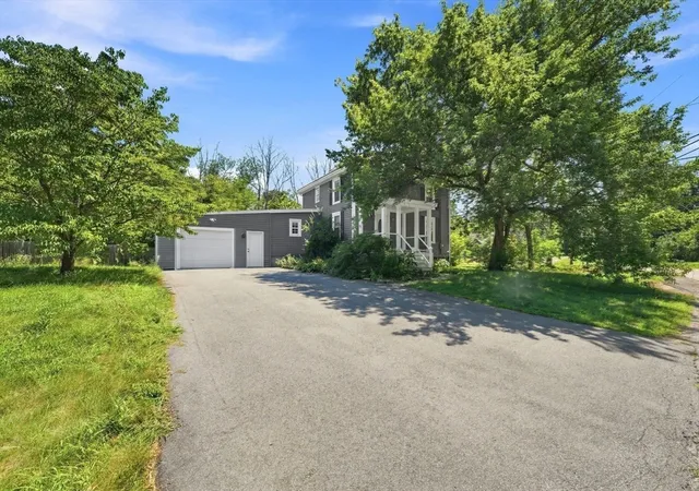 Photo 3 of Single family home for sale at 260 Thurber Ave, Attleboro, MA 02703 | MLS# 73564440 | Listing updated on 2026-08-21