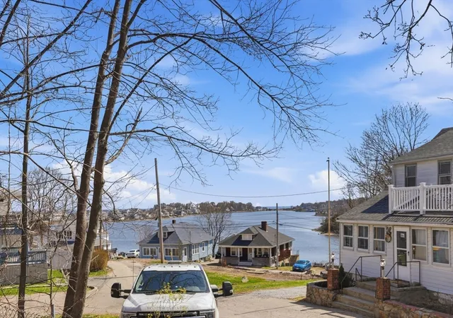 Homes for sale in Hull, MA | 26 School Street #206, Hull, MA 02045 | MLS# 73501967