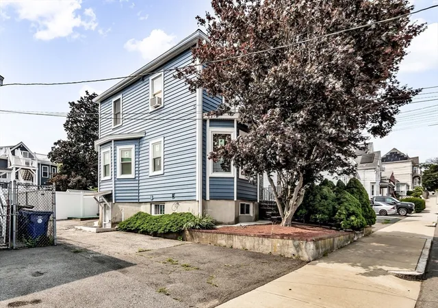 5th image of 38 Barrett St, Revere, MA 02151 | MLS# 73556154