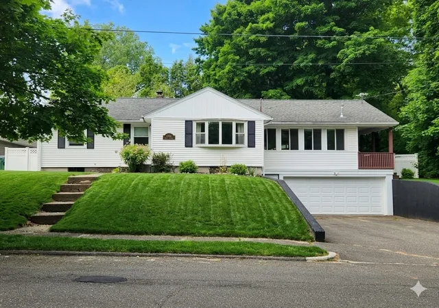 Homes for sale in Agawam, MA | 75 Clematis Rd, Agawam, MA 01001 | MLS# 73535633
