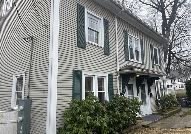 2nd image of 21 23 Carew St, South Hadley, MA 01075 | MLS# 73536464