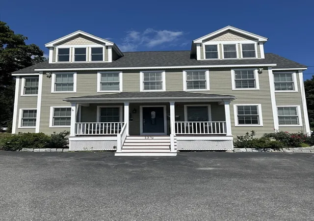 1st image of 13 1/2 Merrimac St #1, Amesbury, MA 01913 | MLS# 73566384