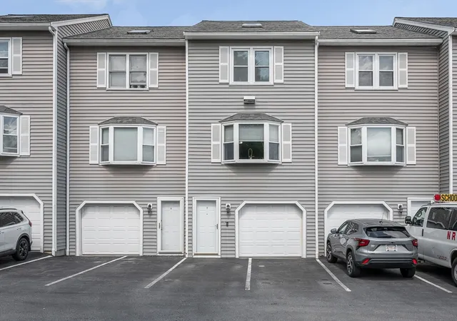 1st image of 95 Tennis Plaza Rd #7, Dracut, MA 01826 | MLS# 73543005