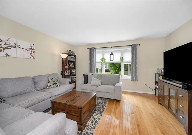 2nd image of 95 Tennis Plaza Rd #7, Dracut, MA 01826 | MLS# 73543005