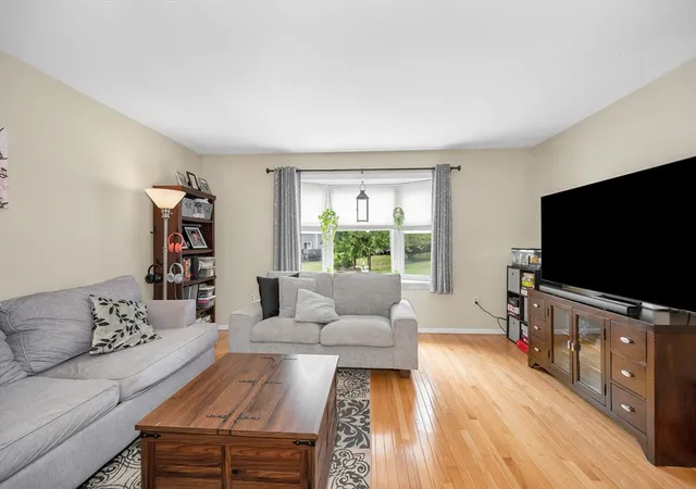 3rd image of 95 Tennis Plaza Rd #7, Dracut, MA 01826 | MLS# 73543005