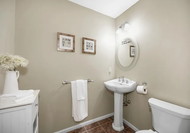 5th image of 95 Tennis Plaza Rd #7, Dracut, MA 01826 | MLS# 73543005