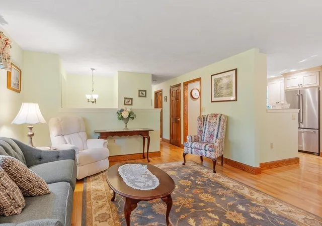 4th image of 26 Franklin St, North Billerica, MA 01862 | MLS# 73535862