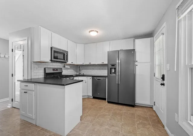 Homes for sale in Lowell, MA | 39 Madonna Cir, Lowell, MA 01854