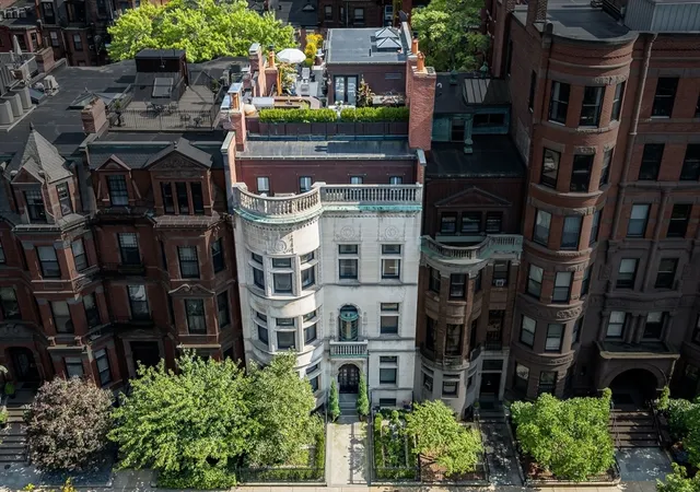 1st image of 304 Commonwealth Ave #PH, Boston, MA 02115 | MLS# 73491112