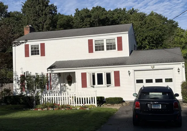 1st image of 118 Longwood Dr, Chicopee, MA 01020 | MLS# 73559737