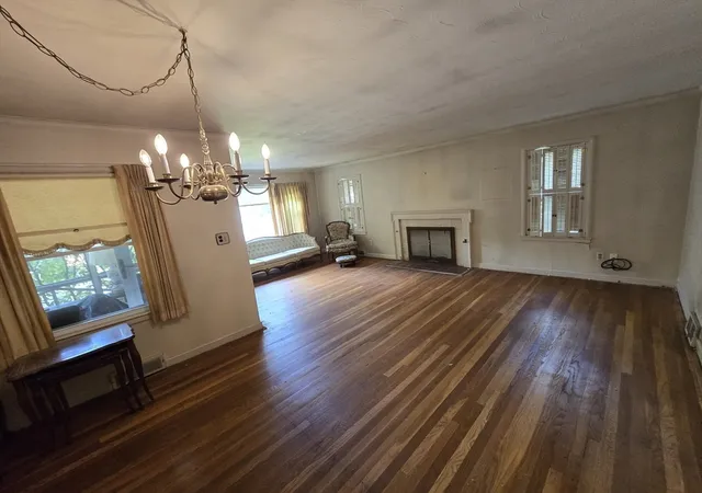 Photo 3 of Sale Pending at 43 Zenith Dr, Worcester, MA 01602 | MLS# 73569780 | Listing updated on 2026-09-15