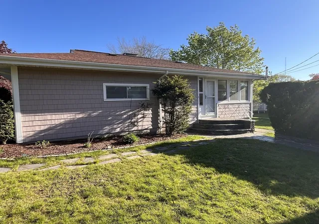 4th image of 245 Cornell St, New Bedford, MA 02740 | MLS# 73536626